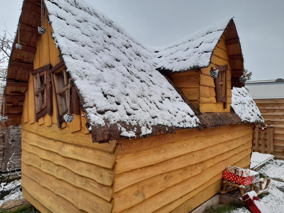 Cabane Enchantee Carpentras Exterior photo